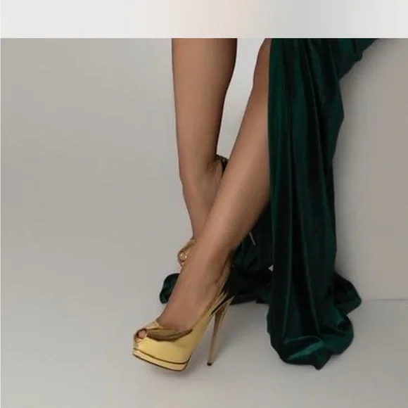 Macy's Emerald Velvet Long Sleeve Dress - Picture 5 of 5